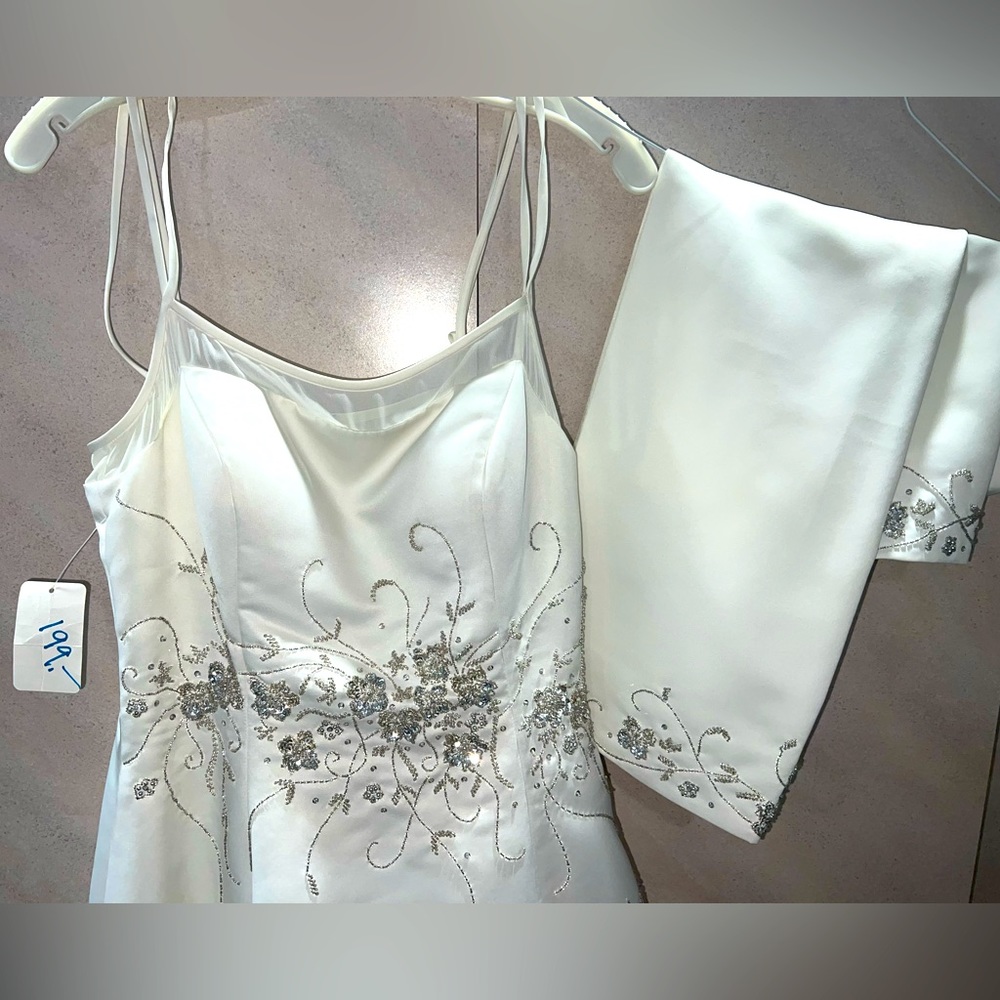 💒 Wedding Gown  Bridal Dress NWOT. One of Many 50+ Dresses
